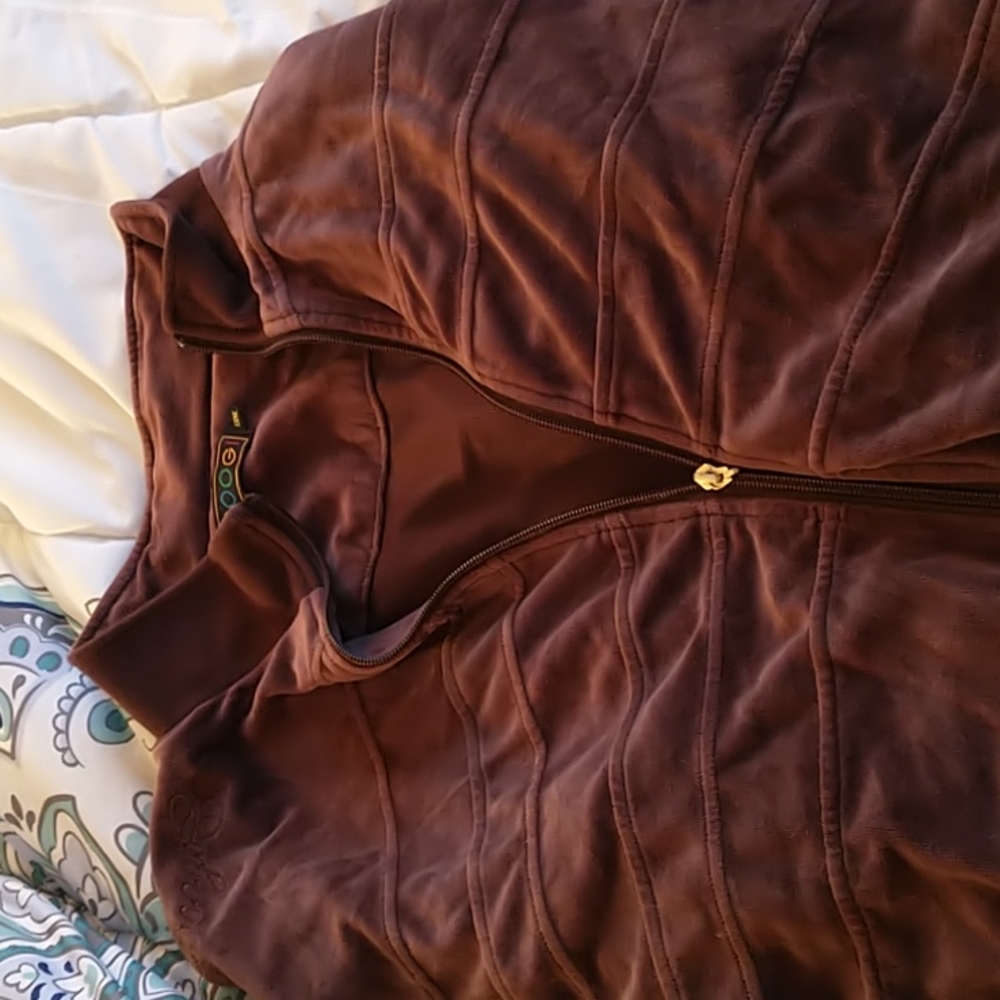 Volour brown sweat suit